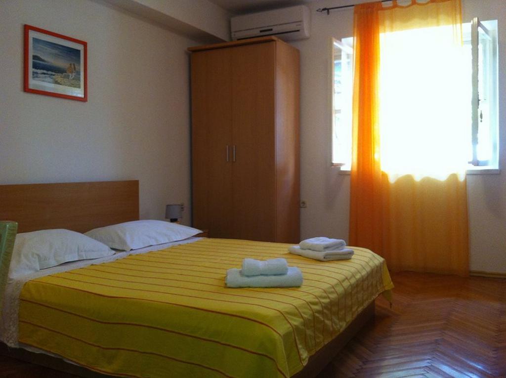 Studios Ana Mari Komiža Cameră foto