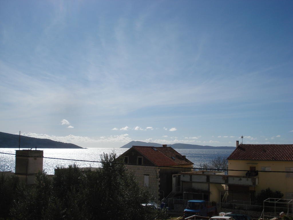 Studios Ana Mari Komiža Cameră foto